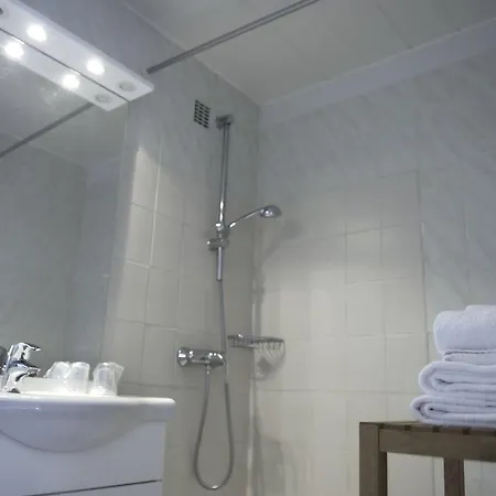 Отель Azur 3*