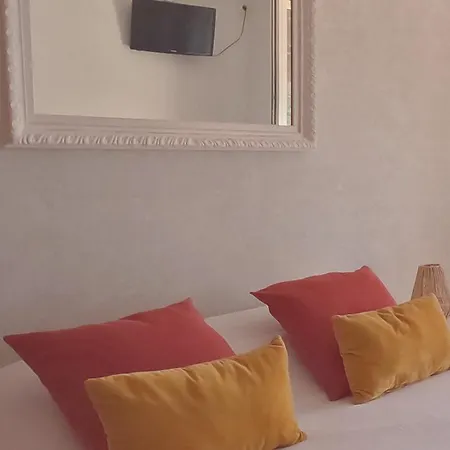 Azur Отель 3*