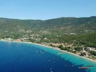 Отель Azur Ле-Лаванду